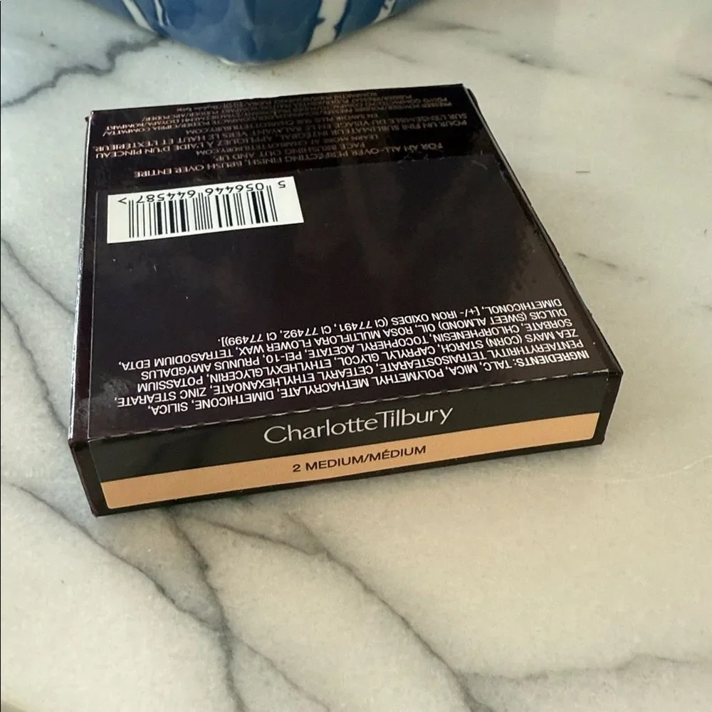 Charlotte Tilbury AIRBRUSH FLAWLESS FINISH Medium